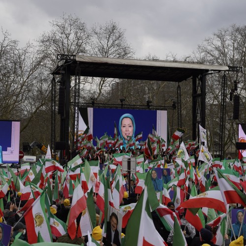 The grand rally of Iranians on the 46th anniversary of the anti-monarchic revolution in Paris- 8 February 2025