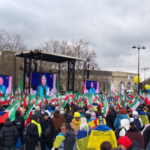 The grand rally of Iranians on the 46th anniversary of the anti-monarchic revolution in Paris- 8 February 2025