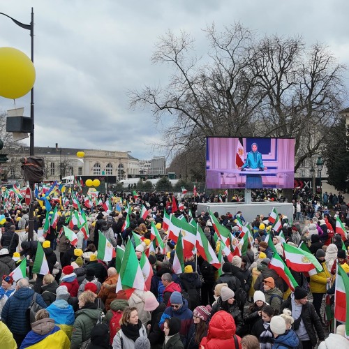 The grand rally of Iranians on the 46th anniversary of the anti-monarchic revolution in Paris- 8 February 2025