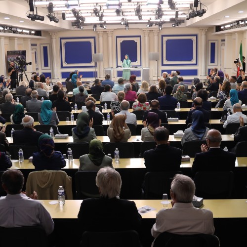 Conférence à l’occasion du 36e anniversaire du massacre des prisonniers politiques de 1988 en Iran En présence de Mme Süssmuth et de personnalités européennes de premier plan - 20 août 2024