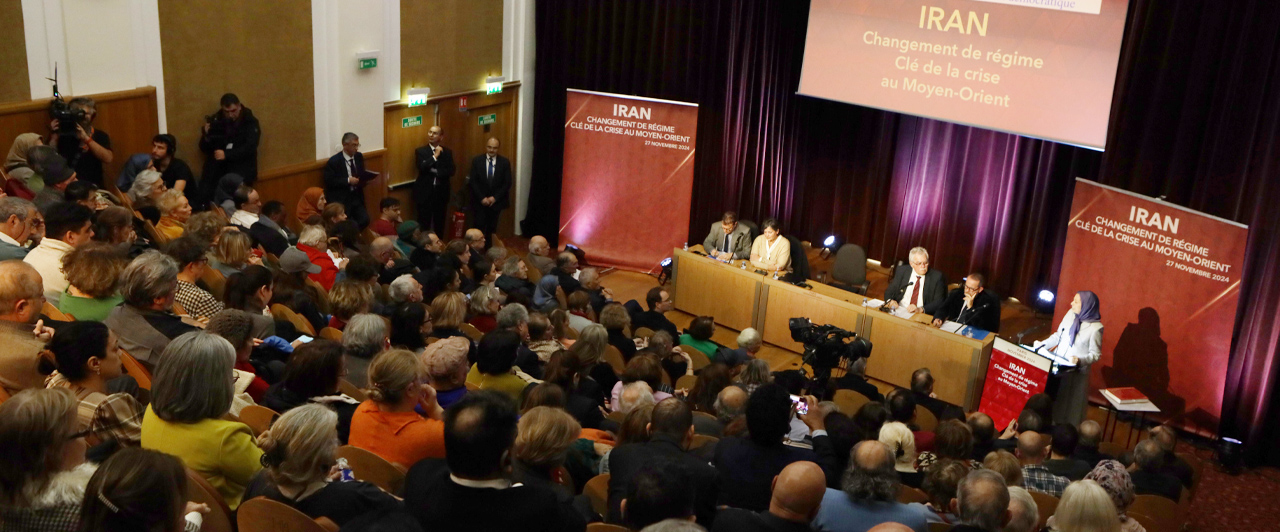 Conférence à la Maison de la Chimie à Paris en présence de personnalités et de parlementaires